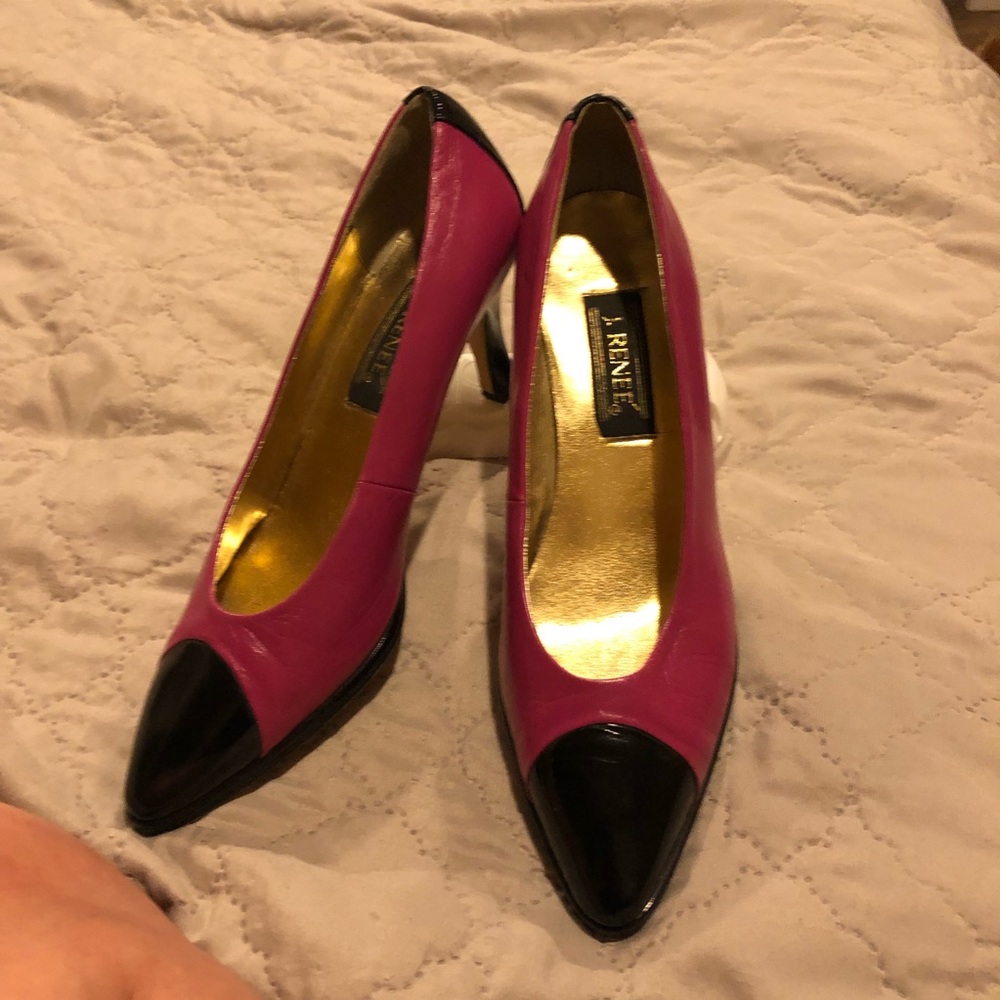 Shoes - Picture 5 of 6